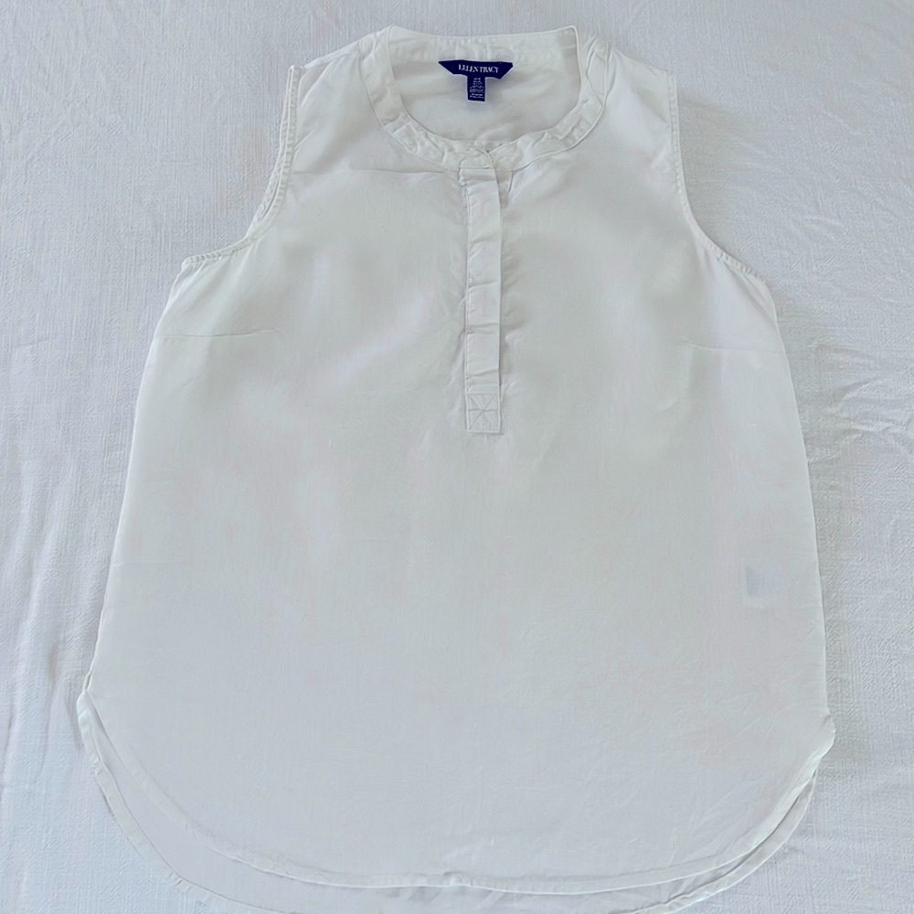 Ellen Tracy 100% Linen Button Up Sleeveless Blouse
